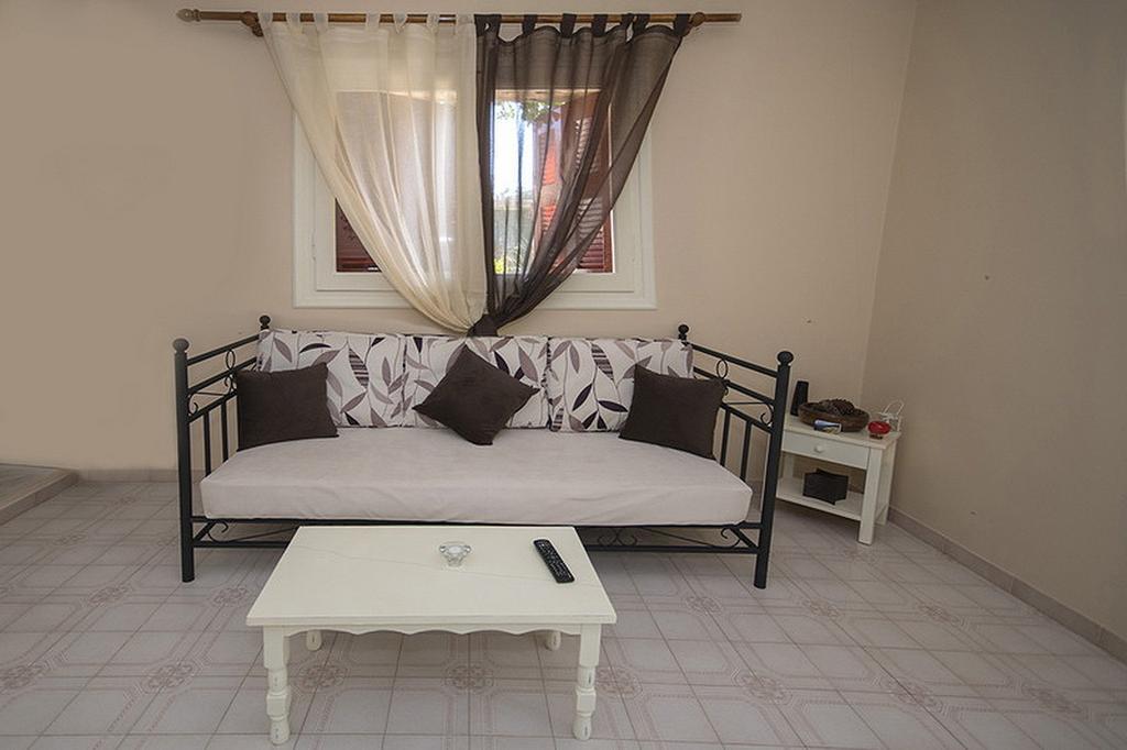 Paxos Santa Marina Villas Gaios Værelse billede